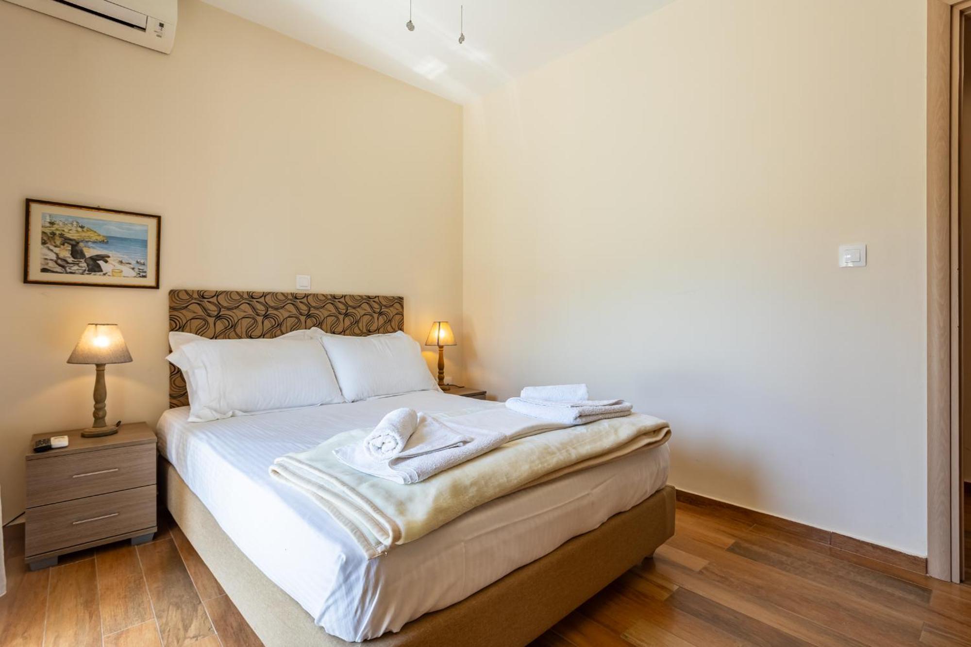 Avia Blue Maisonettes - Messinia Gulf Retreat Экстерьер фото